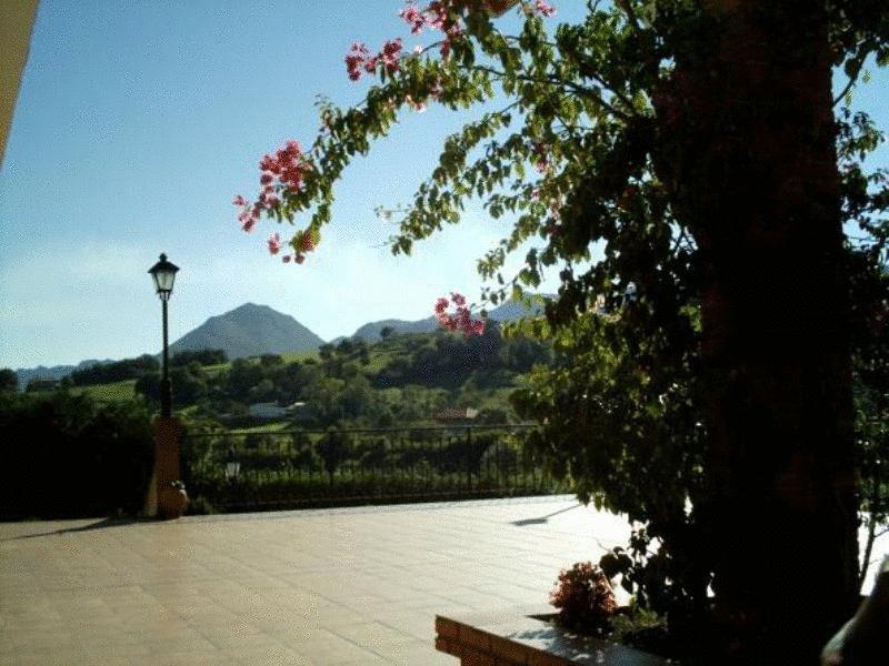 Hotel Camping Ribadesella Exterior foto