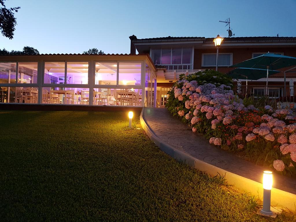 Hotel Camping Ribadesella Exterior foto